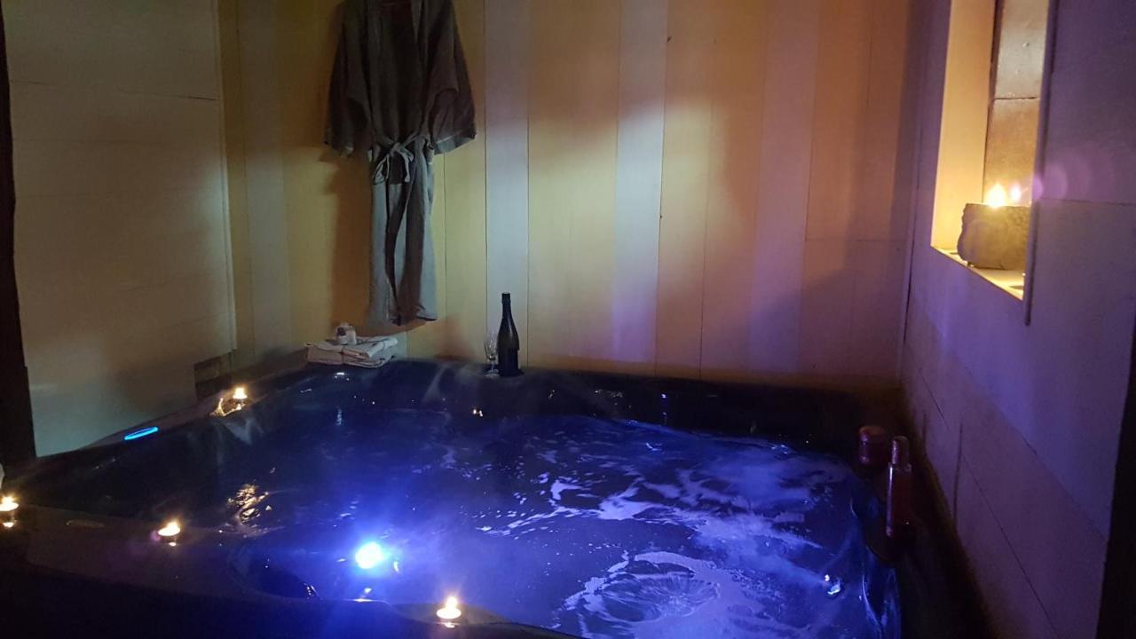 Gite Du Moulin De Barutel Mamers,Avec Spa Et Hammam Sur Reservation Payant Eksteriør billede